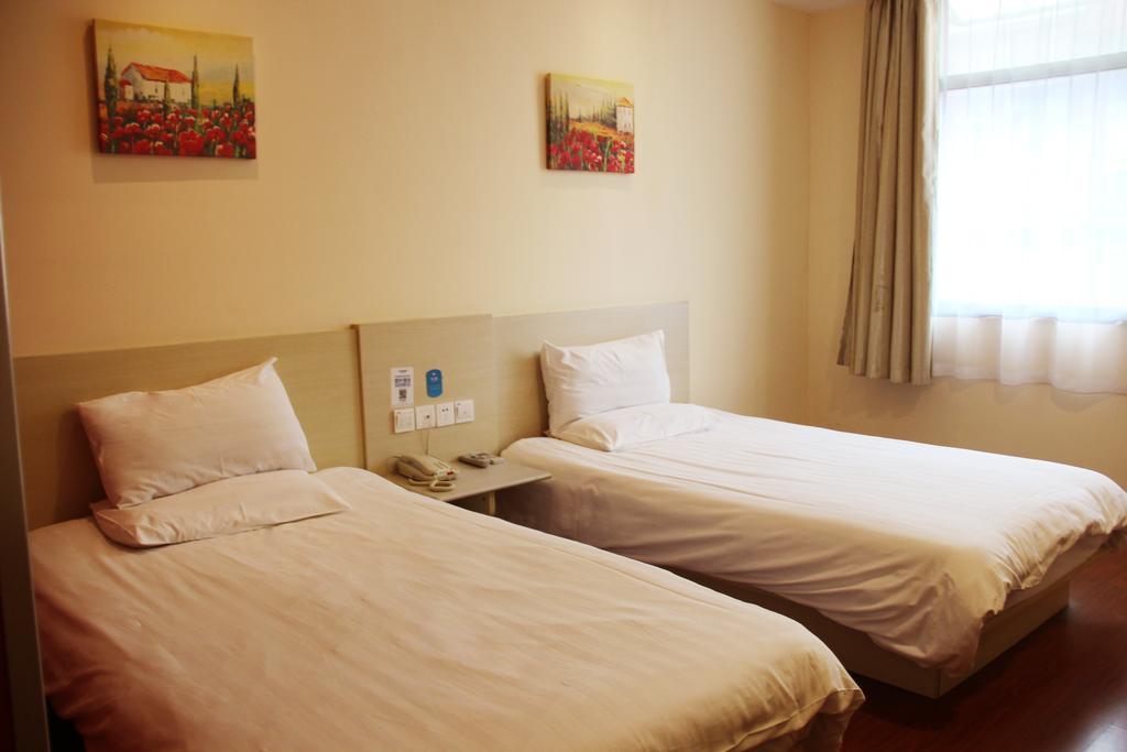 Hanting Hotel Shanghai Hongqiao Railway Station Huqingping Highway Room photo