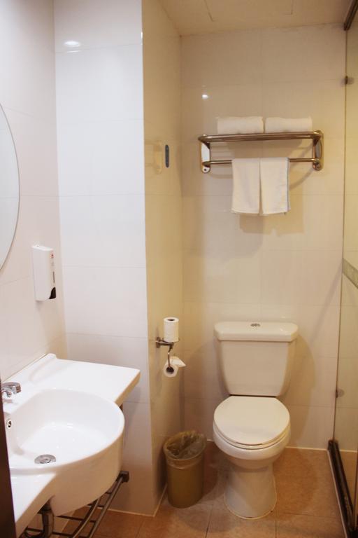 Hanting Hotel Shanghai Hongqiao Railway Station Huqingping Highway Room photo