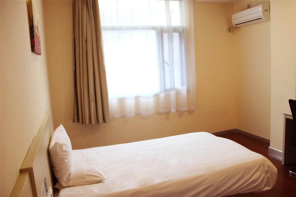 Hanting Hotel Shanghai Hongqiao Railway Station Huqingping Highway Exterior photo
